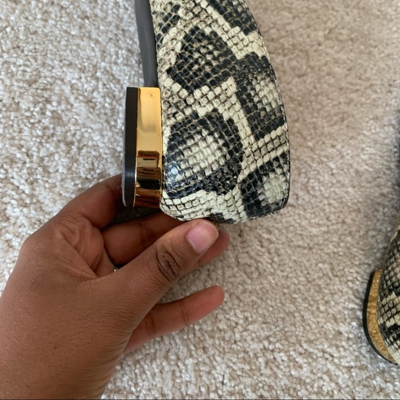 Tory Burch SnakeSkin pointed Toe Flats Size 5.5 - Picture 12 of 15